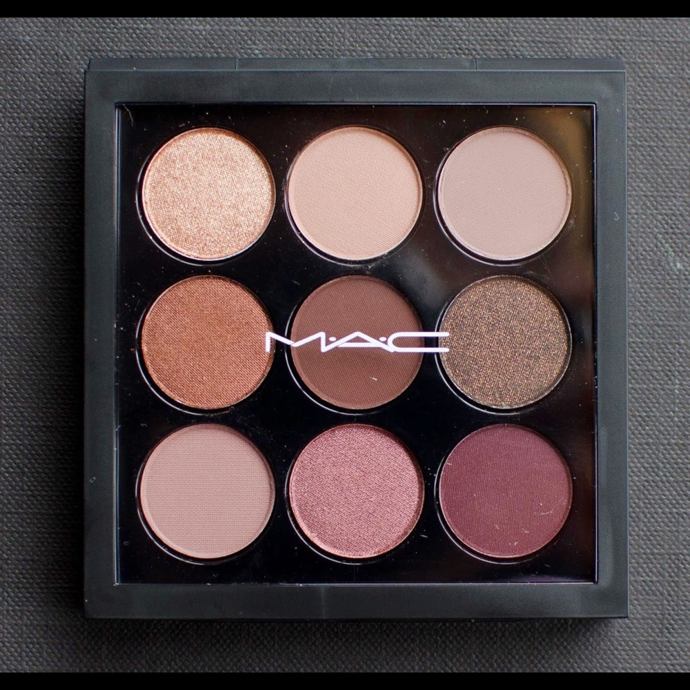 MAC eye Shadow palette